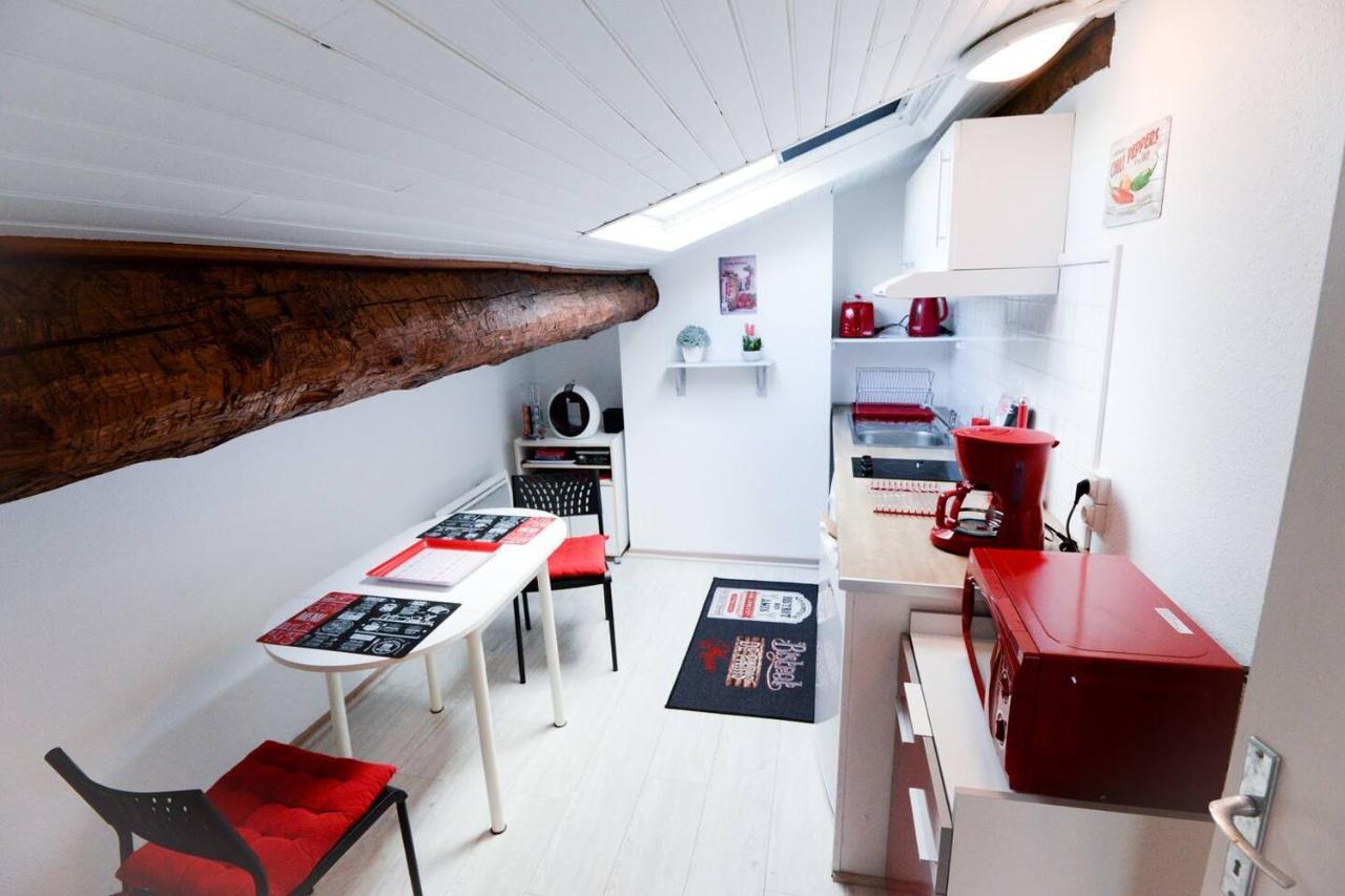 Studio 9 Classe 2 Etoiles Каркасон Екстериор снимка